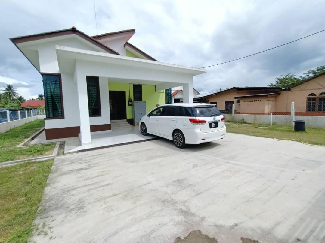 Villa Kemaman Fyna07 Mewah 5 Km Dari Pantai Kijal